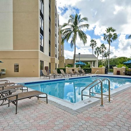 Hyatt Place Miami Airport-West/Доръл Екстериор снимка