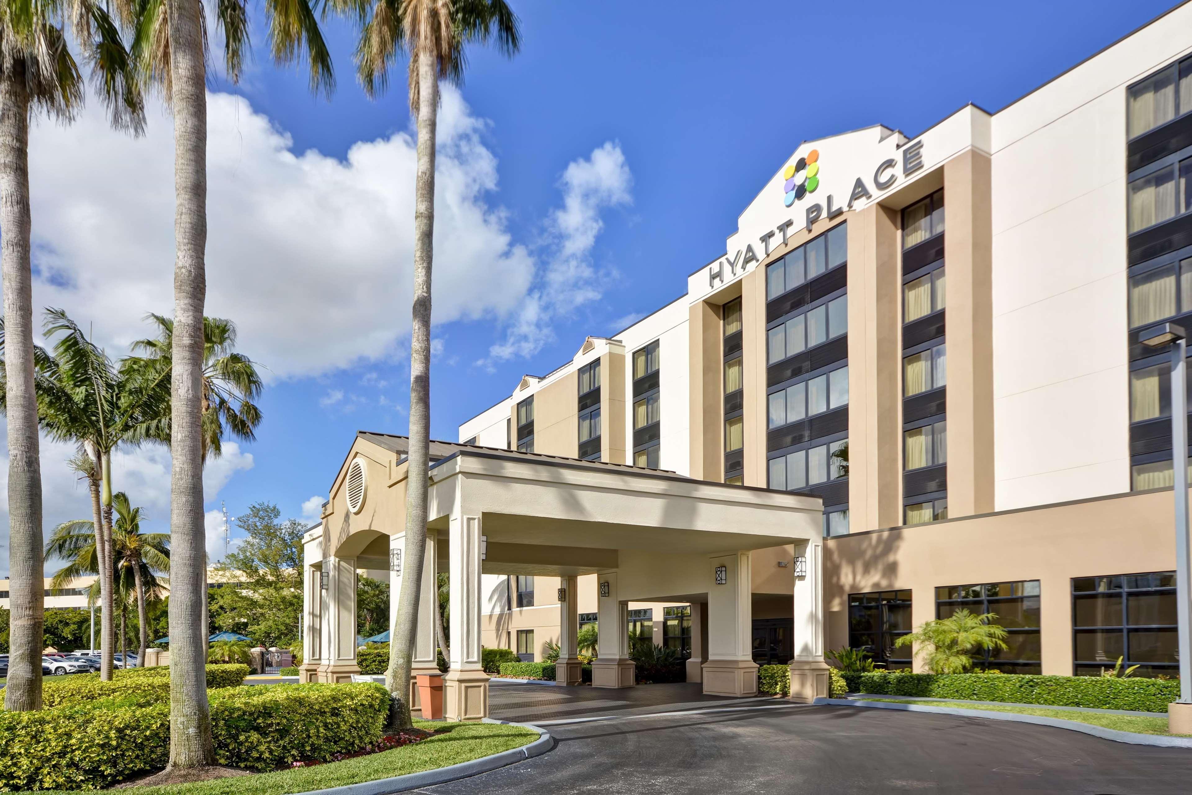 Hyatt Place Miami Airport-West/Доръл Екстериор снимка