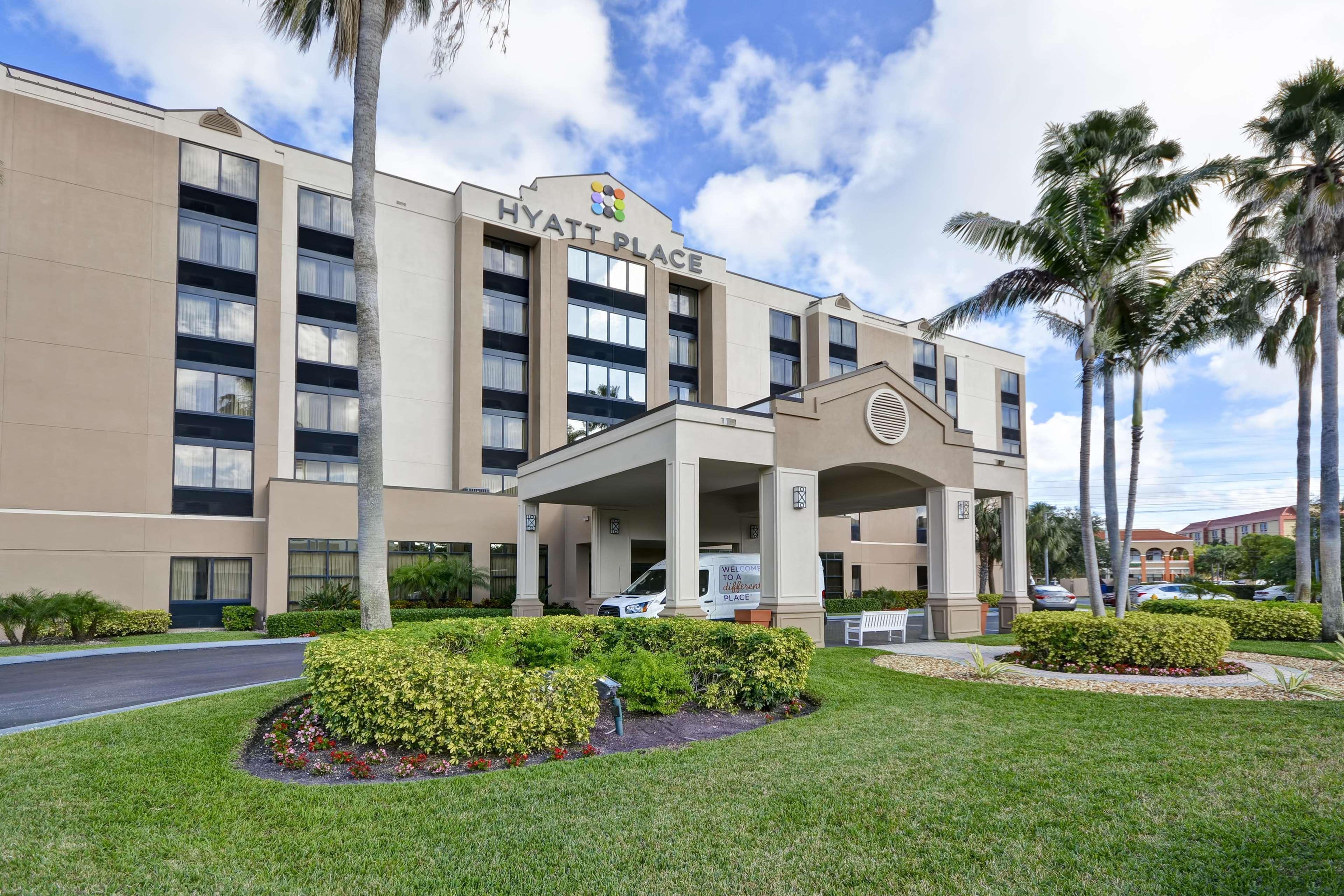 Hyatt Place Miami Airport-West/Доръл Екстериор снимка