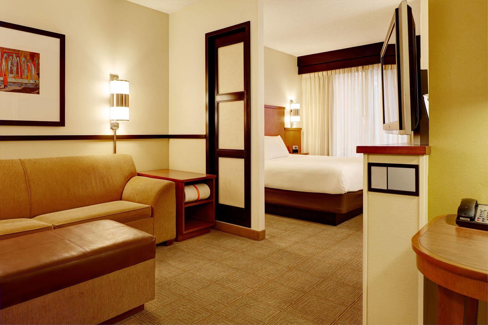 Hyatt Place Miami Airport-West/Доръл Екстериор снимка